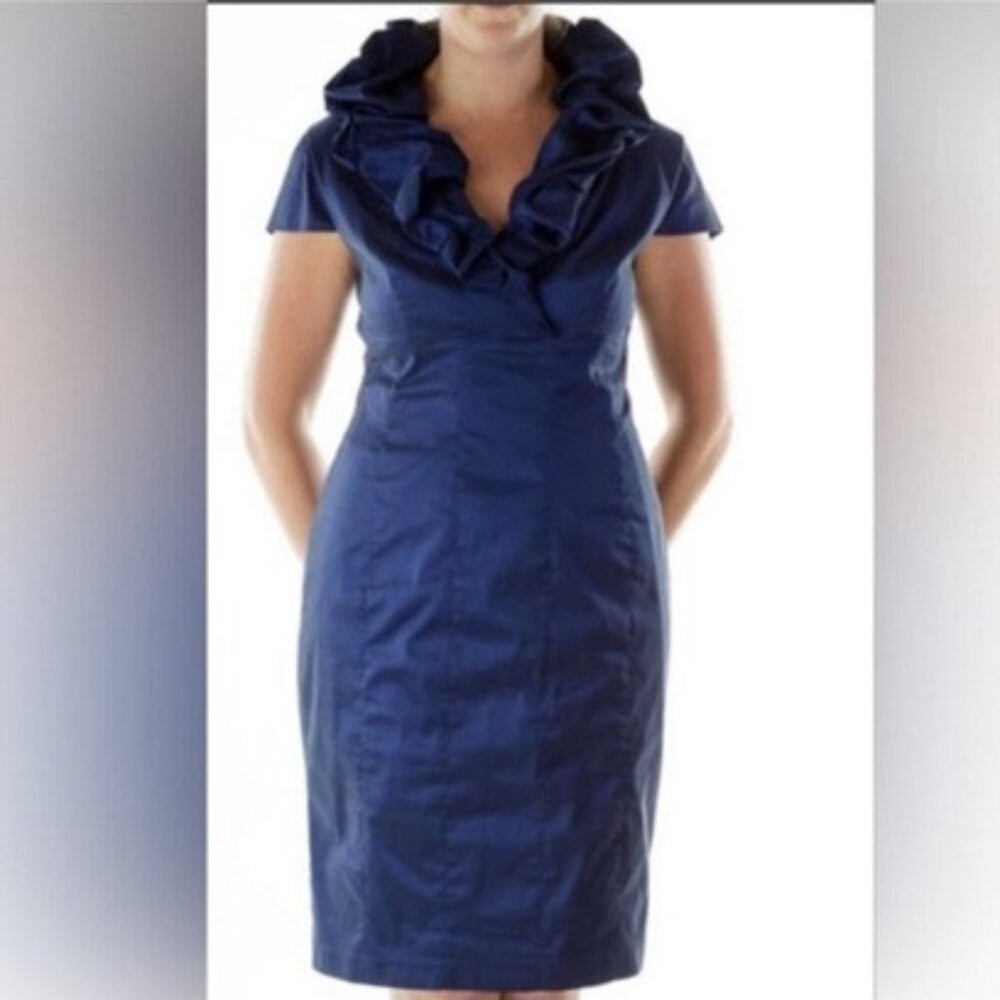 G1   Shiny, ruffles, elegant,Adrianna Papell Navy Blue Taffeta Ruffle Collar